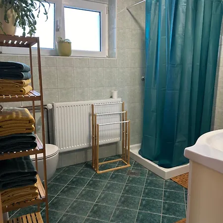 Vanessa Apartman *